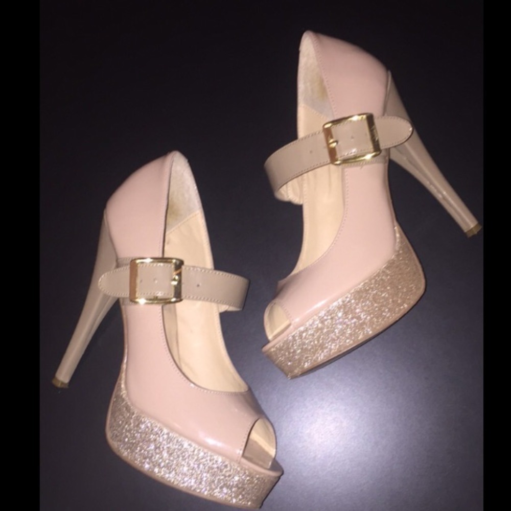 Steve Madden Nude and sparkly platform heels!